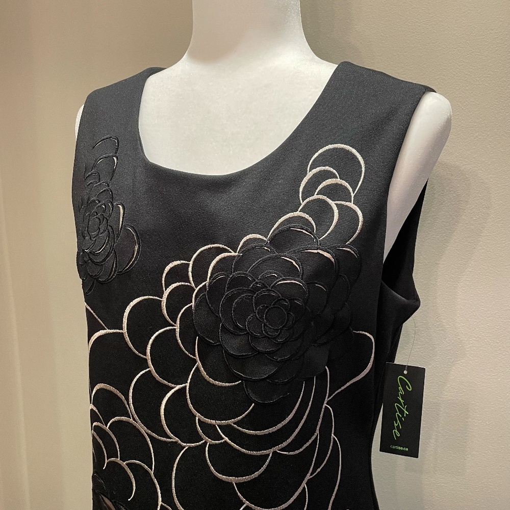 CARTISE * Chrysanthemum Appliqué Shift Dress BNWT - Picture 5 of 16